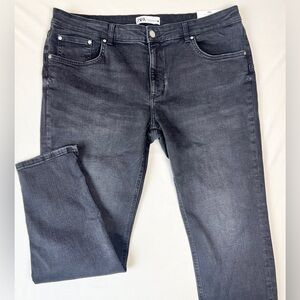 NWT Zara Skinny Slim Fit Contour Mid-Rise jeans in antique faded black - size 18